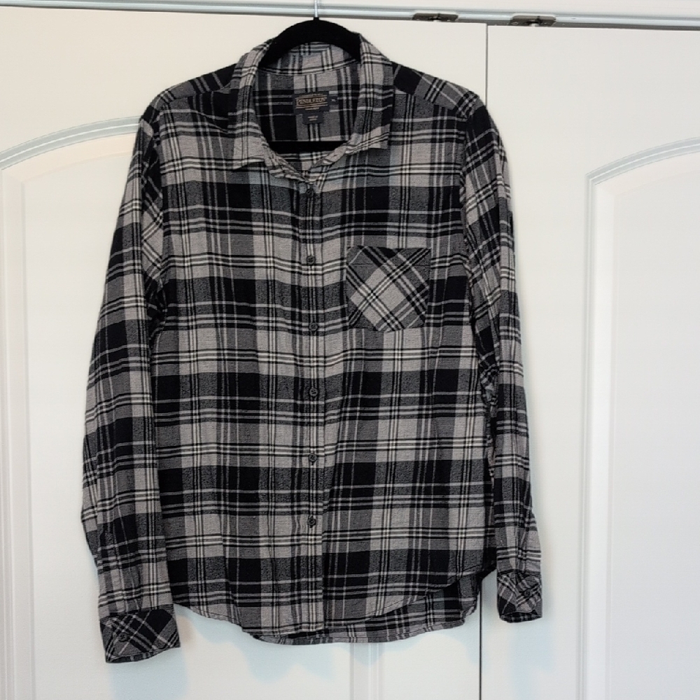 Women's Pendleton Black, Grey and White Plaid Flannel Shirt
